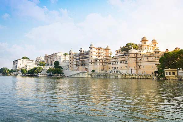 Udaipur B2B Car Rental